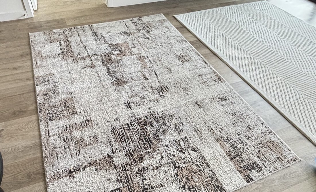 Patterned area rug after cleaning